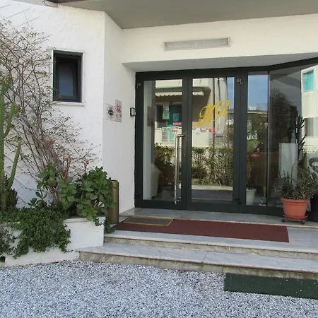 Roby Marina di Massa