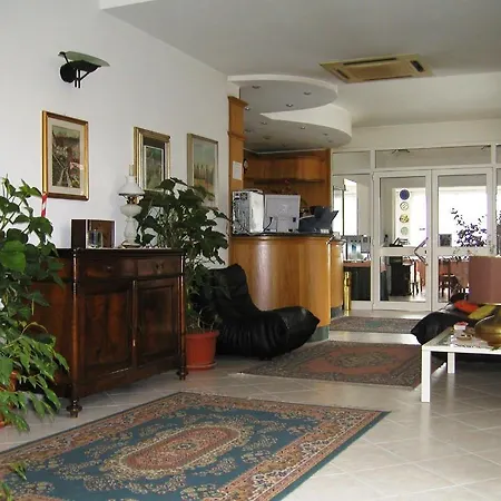 Roby Hotel Marina di Massa